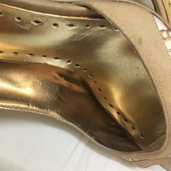 Unused BCBGirls Elani Peep Toe Heels - Picture 10 of 15